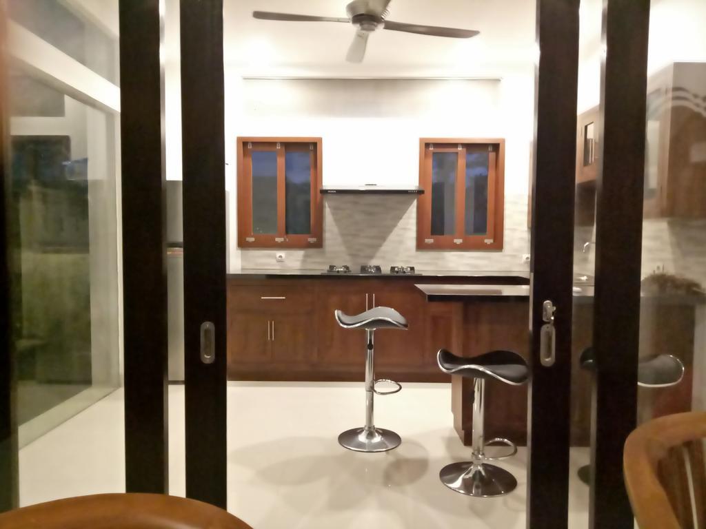 Legong Guesthouse Ubud  Bagian luar foto