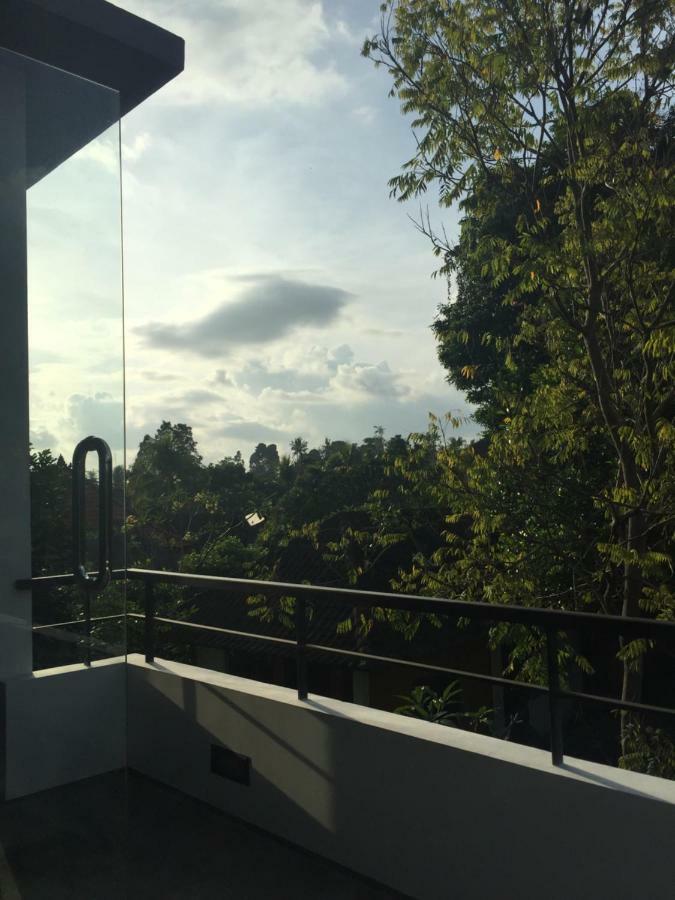 Legong Guesthouse Ubud  Bagian luar foto